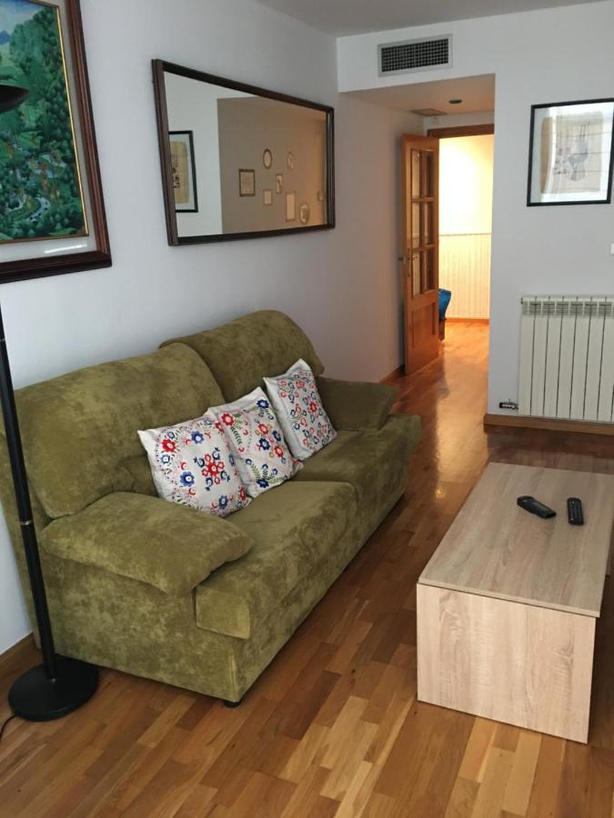 El Rincon De Torrenueva Apartman Zaragoza Kültér fotó